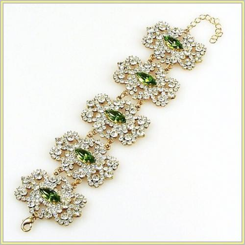  Lace Design Peridot