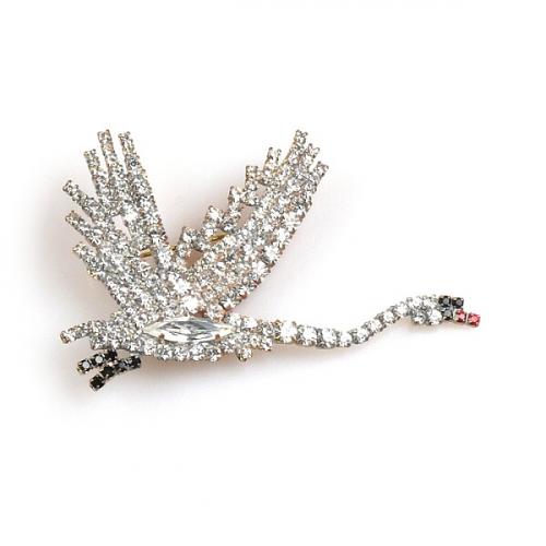  "Flying Swan Pin"